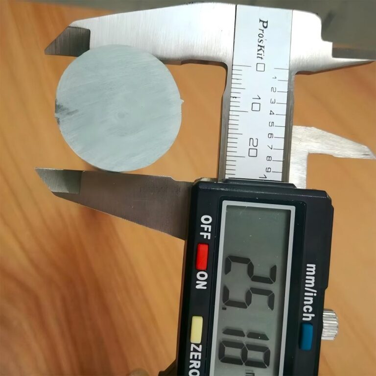 HTB1iPa5dtnJ8KJjSszdq6yxuFXax